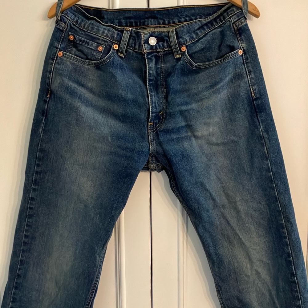 Men’s Levi Blue Jeans Size 32x32 Straight Fit